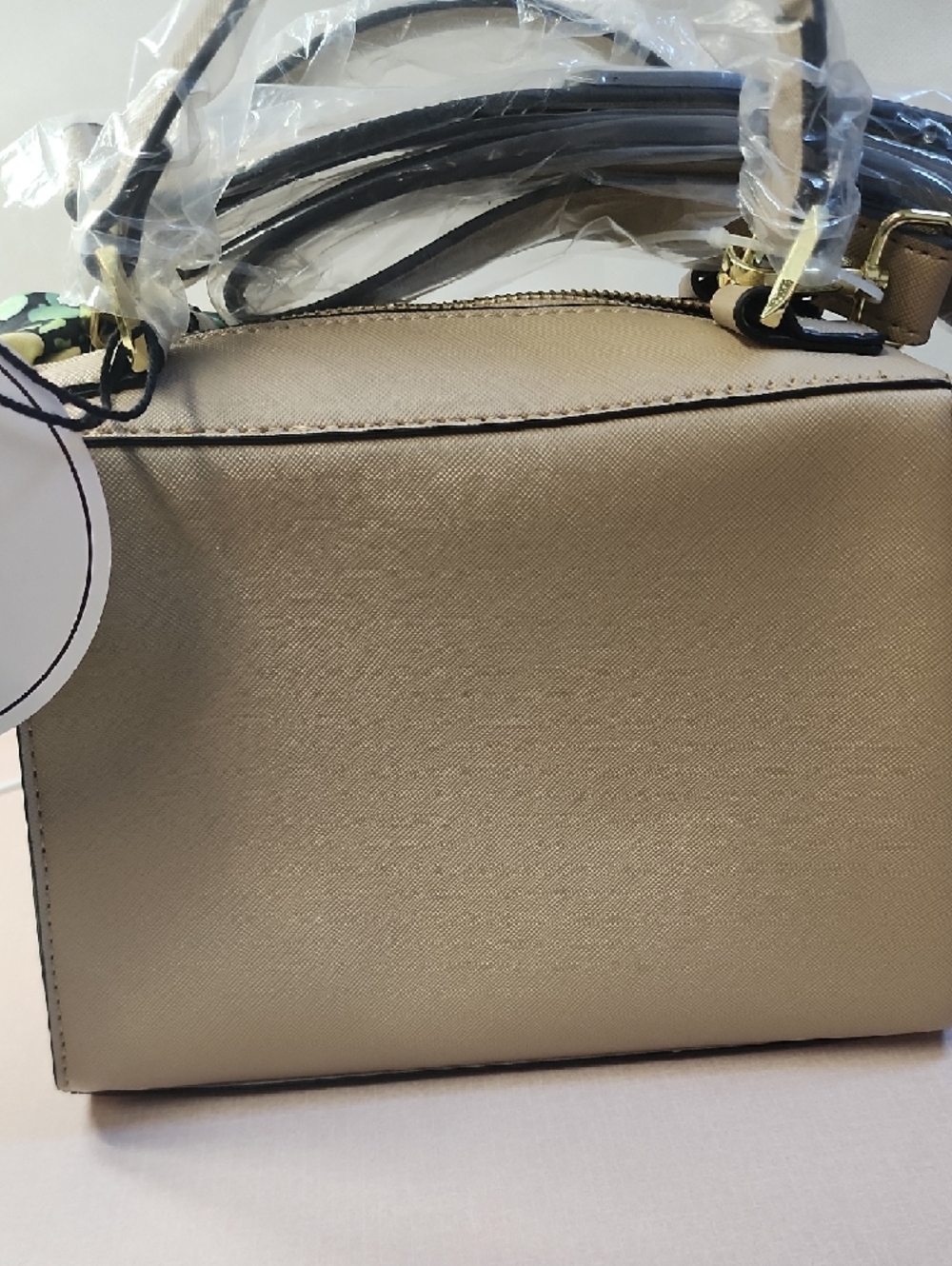 Steve Madden "Breese" Crossbody Bag with Floral Accent Scarf - Picture 3 of 12